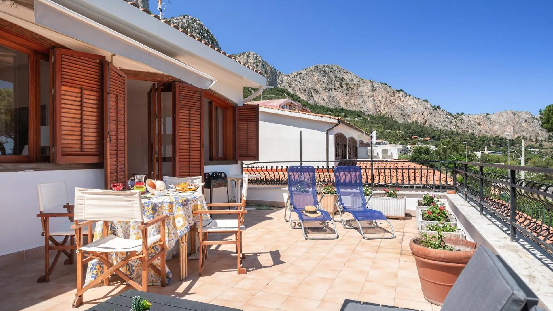 Le Casette All'Addaura By Domus Sicily Mondello Italy