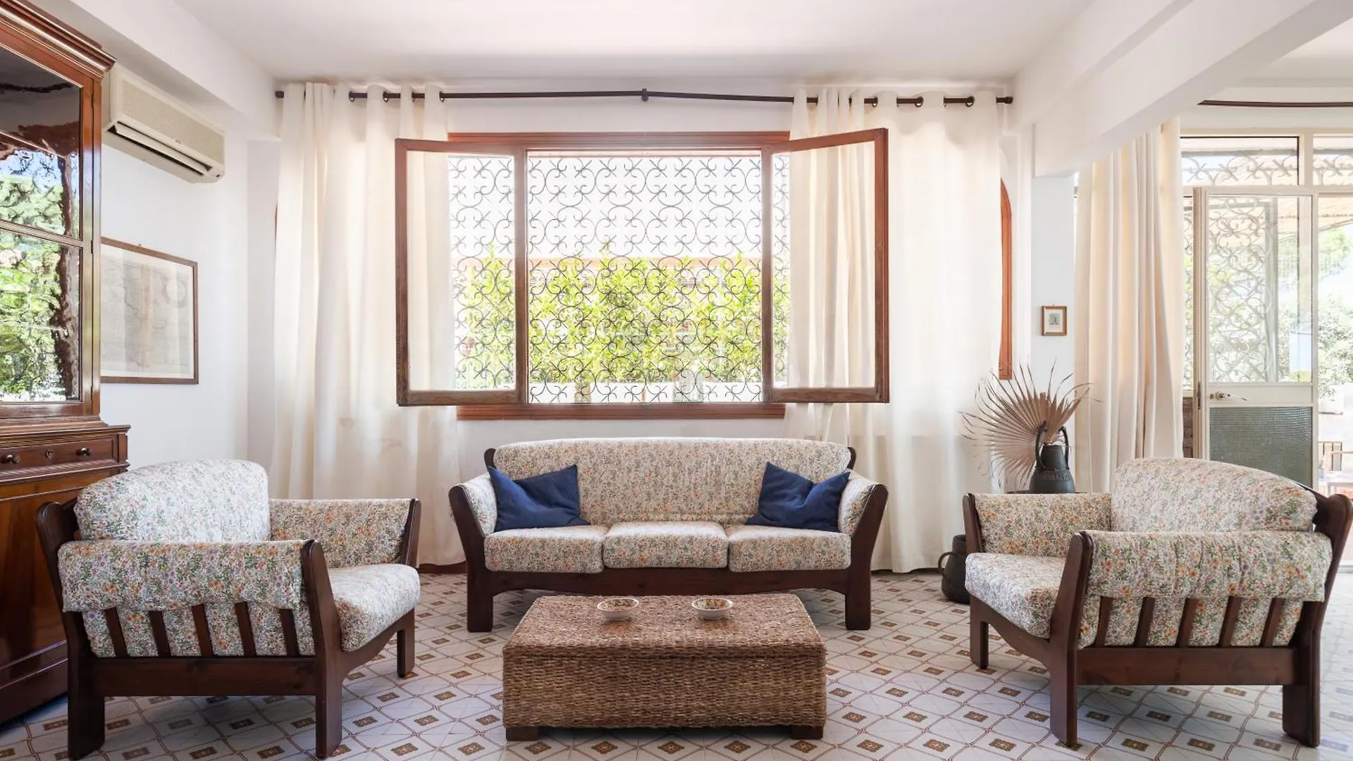 Apartment Le Casette All'Addaura By Domus Sicily Mondello