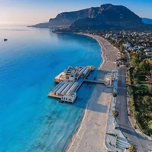 Mondello's Pearl Mondello